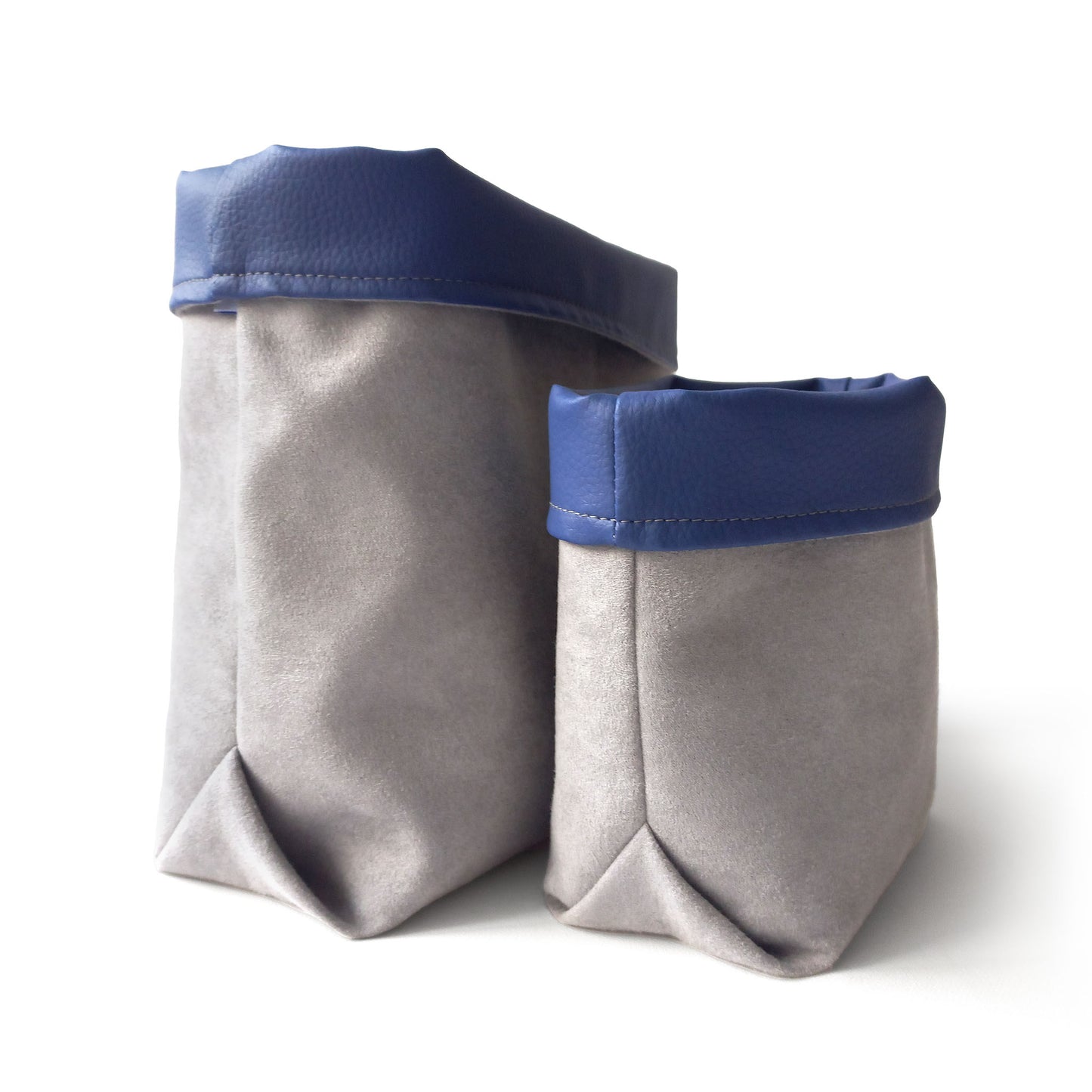 Set of two storage baskets