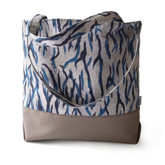 Printed shoulder bag