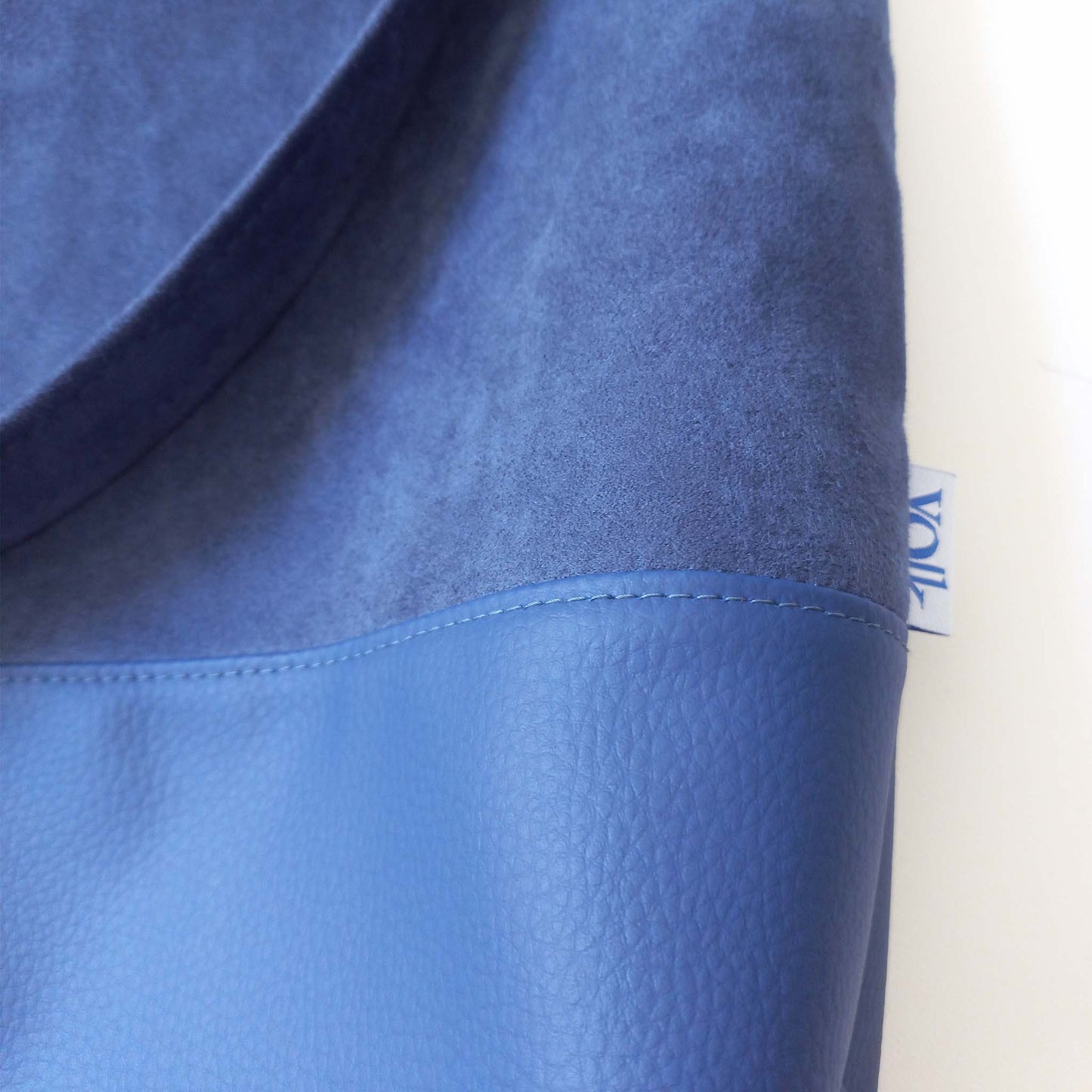 Yolk shoulder bag, vegan leather and suede detail